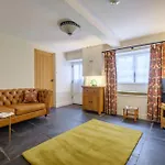 Corner House