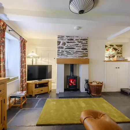 Holiday home Corner House *